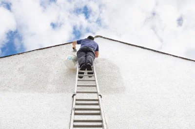 Peinture extérieure à Laussonne — façades et ravalement